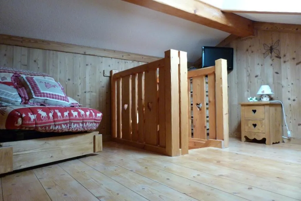 Chalet Renove, 9 Personnes, 3 Chambres, 1 Mezzanine - Ch09 Beaufort  Beaufort (Savoie)