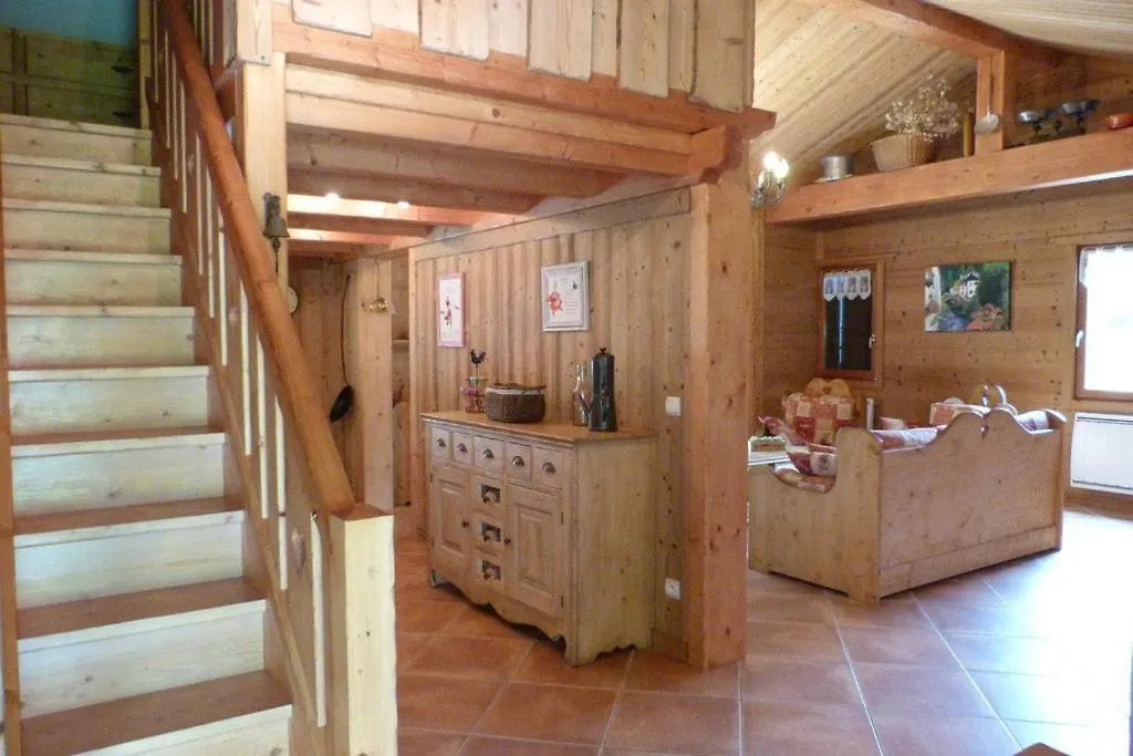 Chalet Renove, 9 Personnes, 3 Chambres, 1 Mezzanine - Ch09 Beaufort